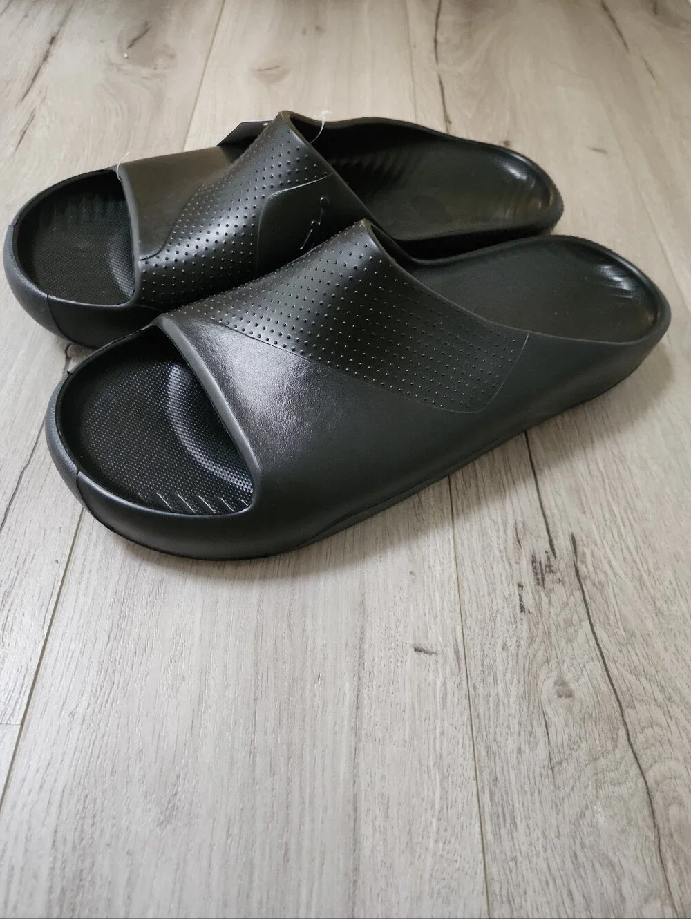 Jordan Post Men 18 Slide Triple Black DX5575-001